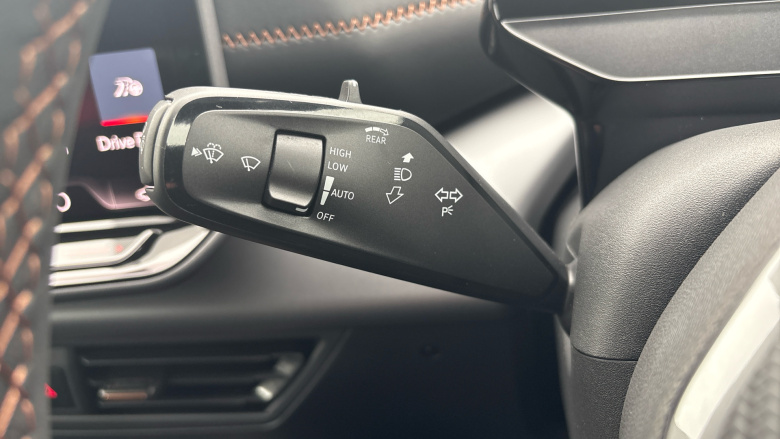 CUPRA Born 170kW e-Boost V1 59kWh 5dr Auto Electric Hatchback